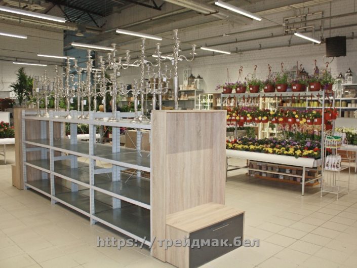 стеллажи для магазина